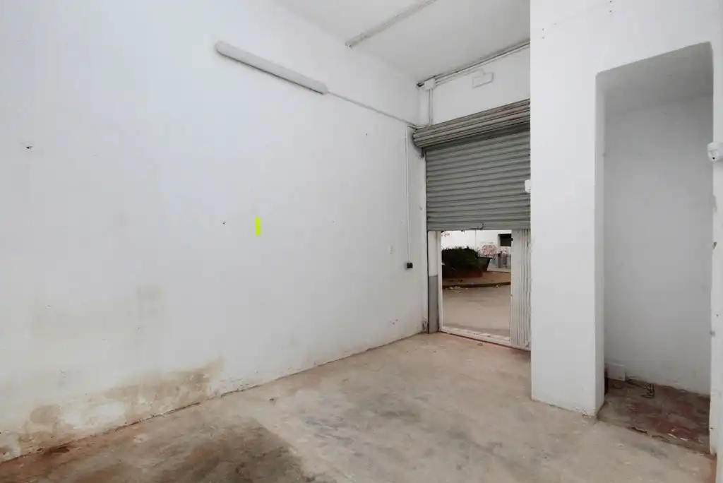 Local commercial à vendre à C/ Pasaje Monturiol, imagen 5