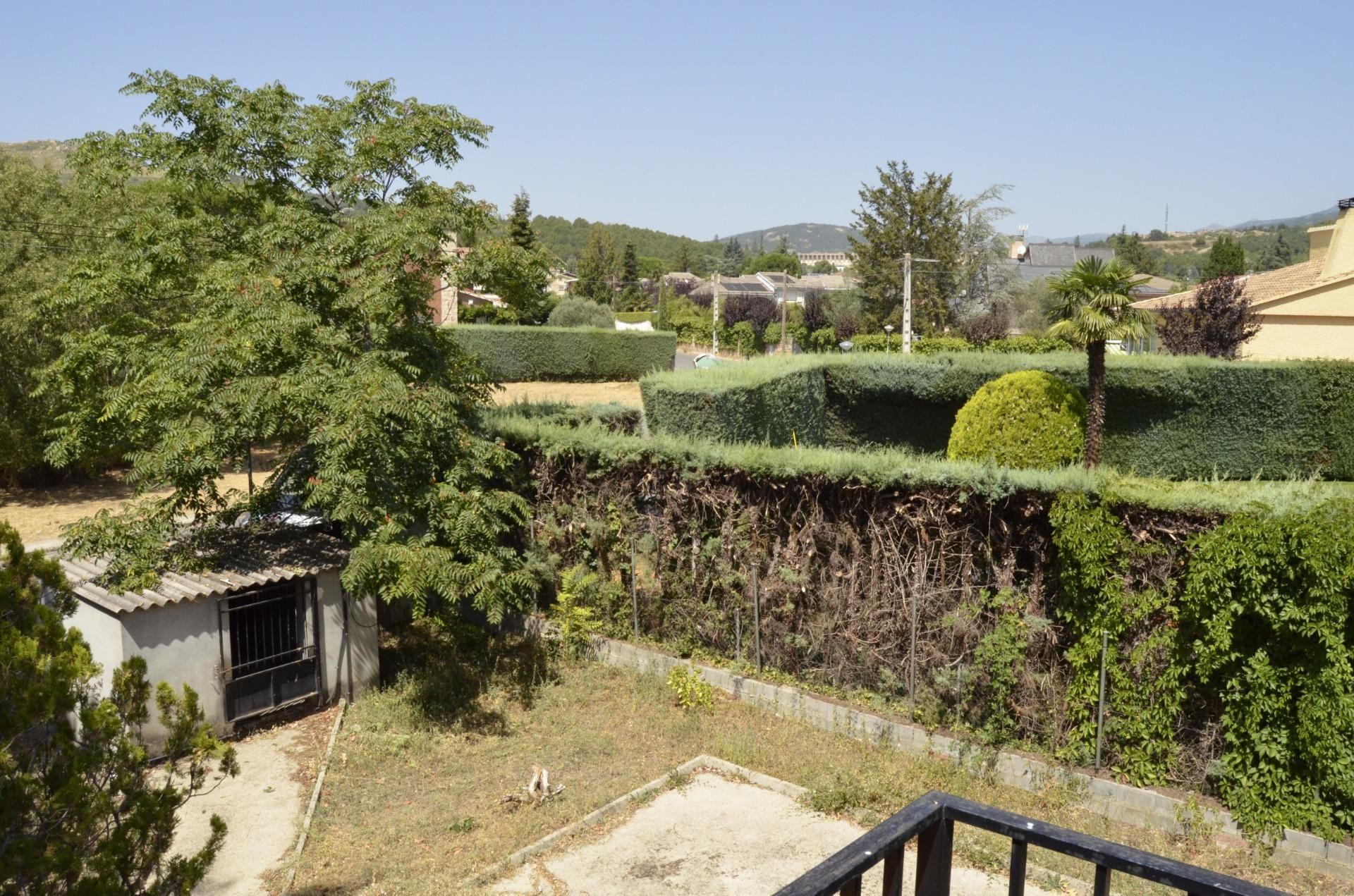 Garden of Single-family semi-detached for sale in Becerril de la Sierra  with Private garden, Terrace and Balcony