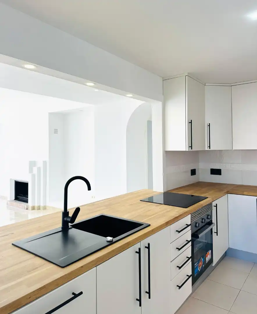 Kitchen of Attic for sale in Manilva  with Terrace, Oven and Washing machine