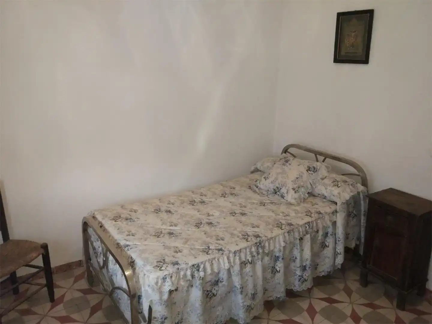 Habitación de Casa adosada en venta en Cañamero