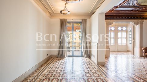 Foto 2 de Piso de alquiler en Carrer del Consell de Cent, Dreta de l'Eixample, Barcelona Capital