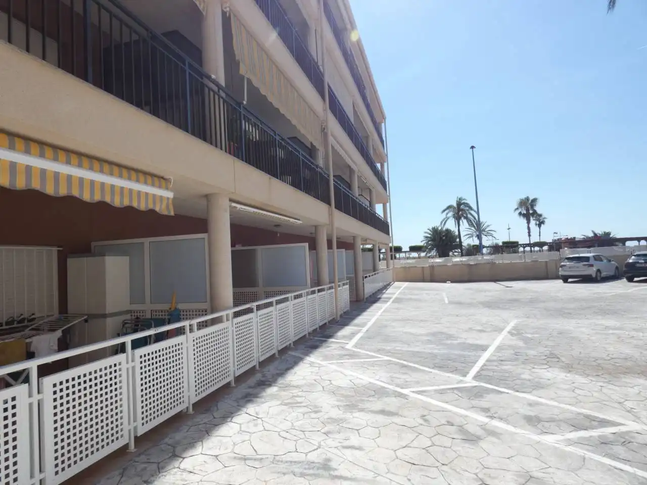 Aparcament de Apartament en venda en Peñíscola / Peníscola amb Terrassa i Moblat