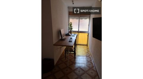 Photo 5 of Room in La Gavarra, Cornellà de Llobregat