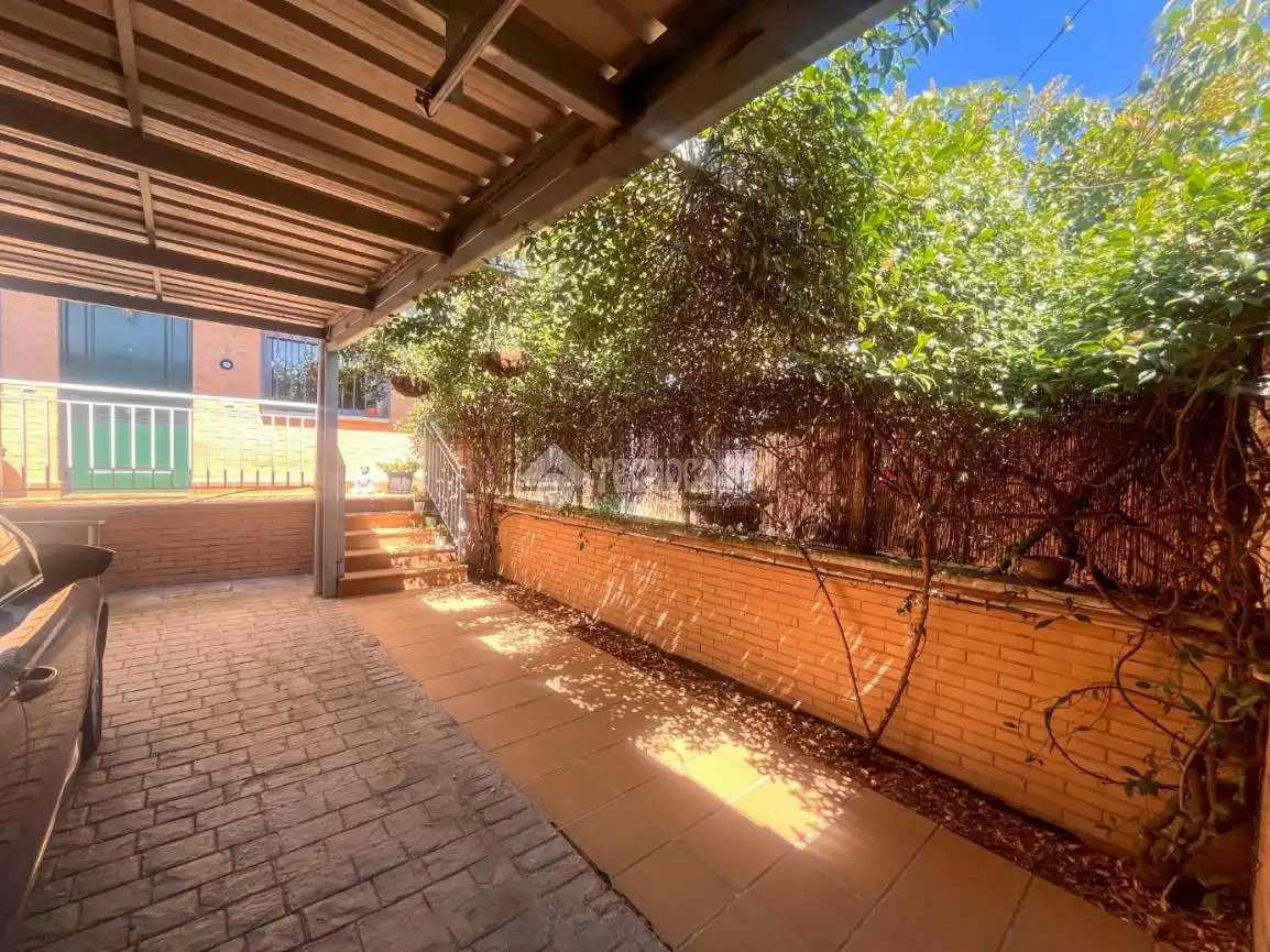Casa aparellada amb piscina en venda a La Dehesa - El Pinar, imagen 12