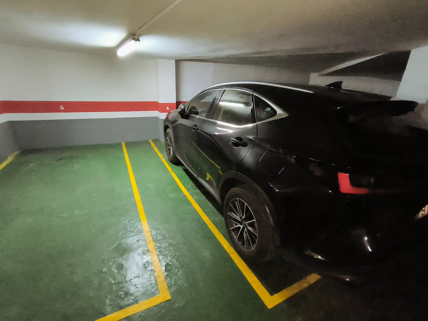 Parking de Piso en venta en Palencia con Calefacción, Parquet y Terraza