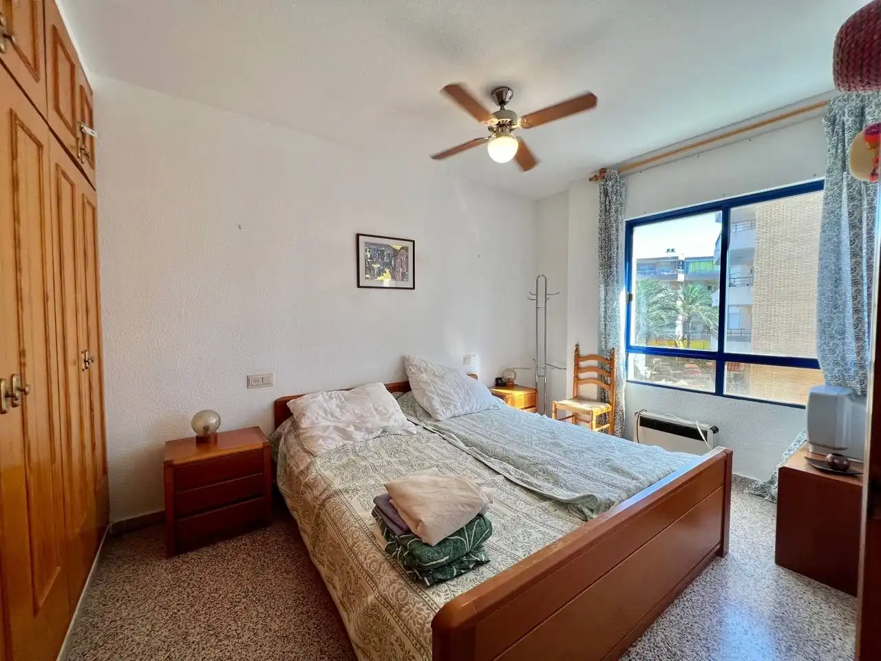 Dormitori de Apartament en venda en Guardamar del Segura amb Terrassa, Moblat i Rentadora