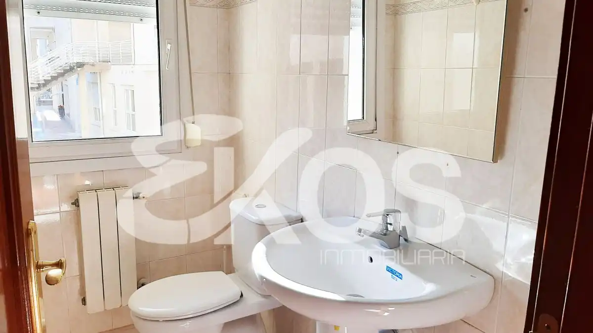 Bathroom of Duplexes for rent in Arrasate / Mondragón  with Heating, Storage room and Furnished