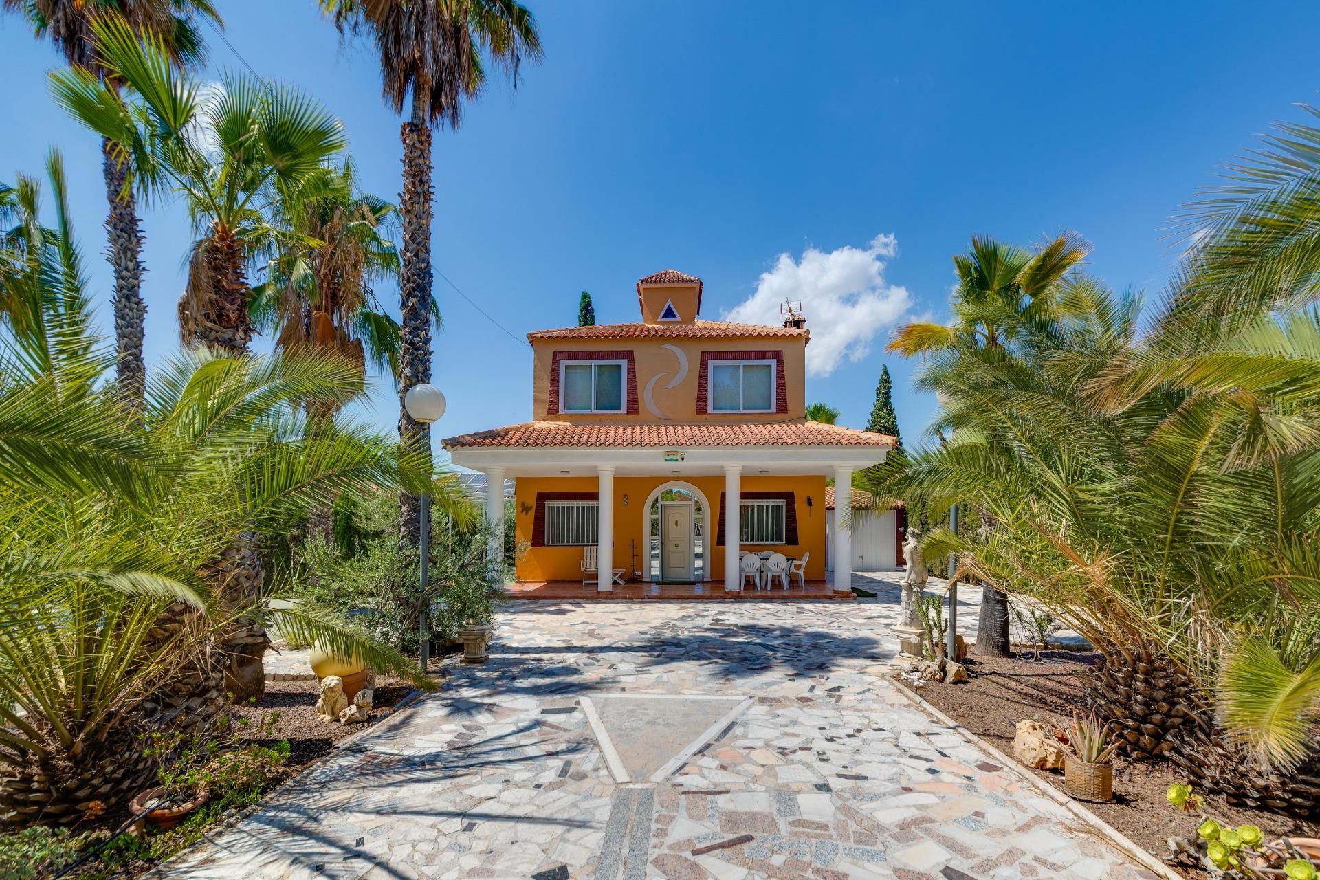 Casa o xalet en venda a Avenida Avenida de Madrid, El Pino