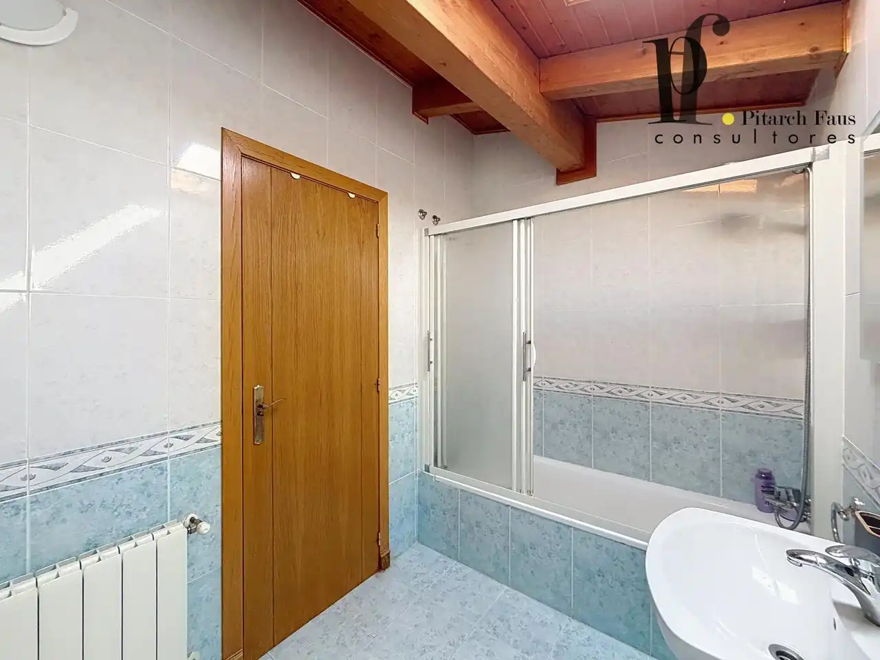Baño de Piso en venta en Benissanó con Calefacción y Balcón