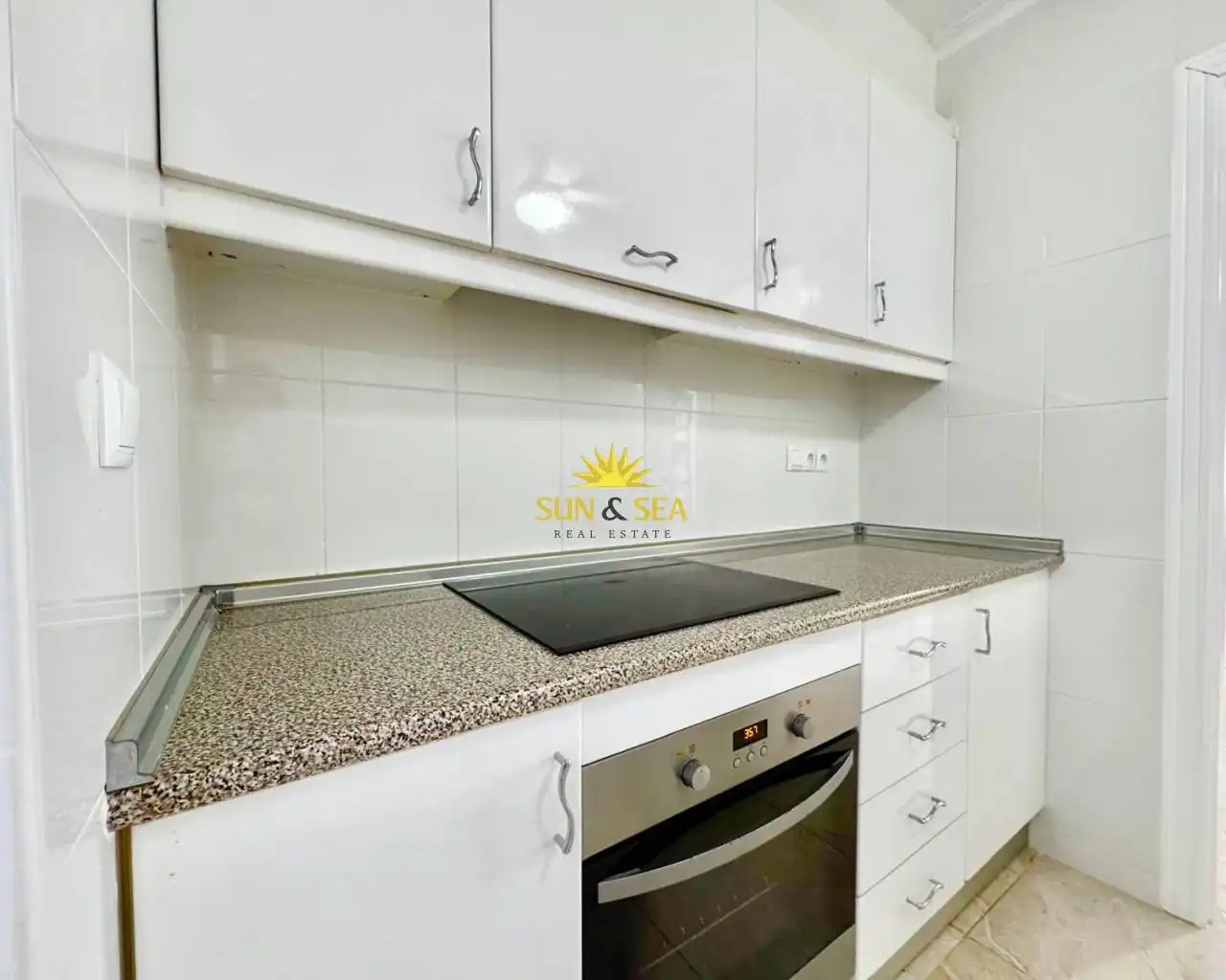 Cocina de Planta baja de alquiler en Orihuela con Aire acondicionado, Calefacción y Terraza