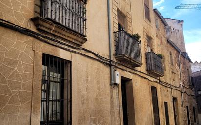 Exterior view of Flat for sale in Cáceres Capital  with Air Conditioner and Balcony