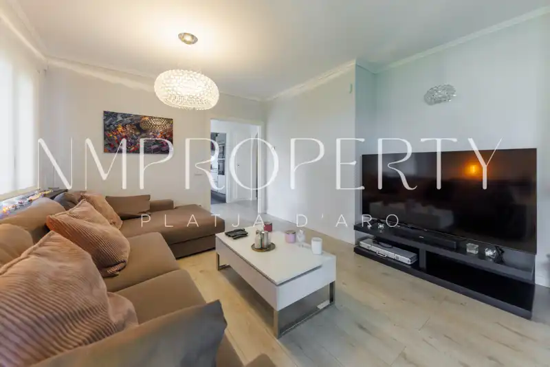 Sala de estar de Casa o chalet de alquiler en Castell d'Aro, Platja d'Aro i s'Agaró con Aire acondicionado, Calefacción y Jardín privado