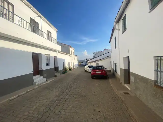 Adossat amb terrassa en venda a Calle Cervantes
