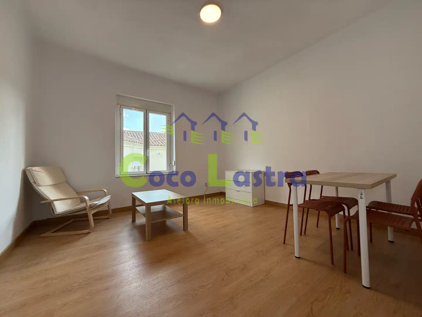 Wohnzimmer von Wohnung zur Miete in Salamanca mit Heizung, Privatgarten und Parkett