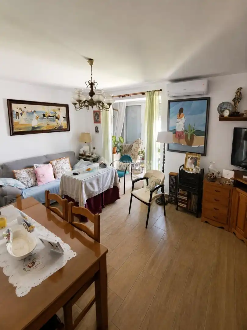 Sala d'estar de Pis en venda en El Puerto de Santa María amb Aire condicionat i Terrassa