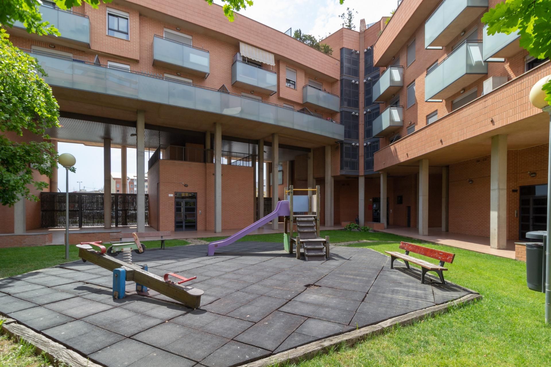 Flat for sale in Avenida FERNANDO ABRIL MARTORELL, 2, Malilla