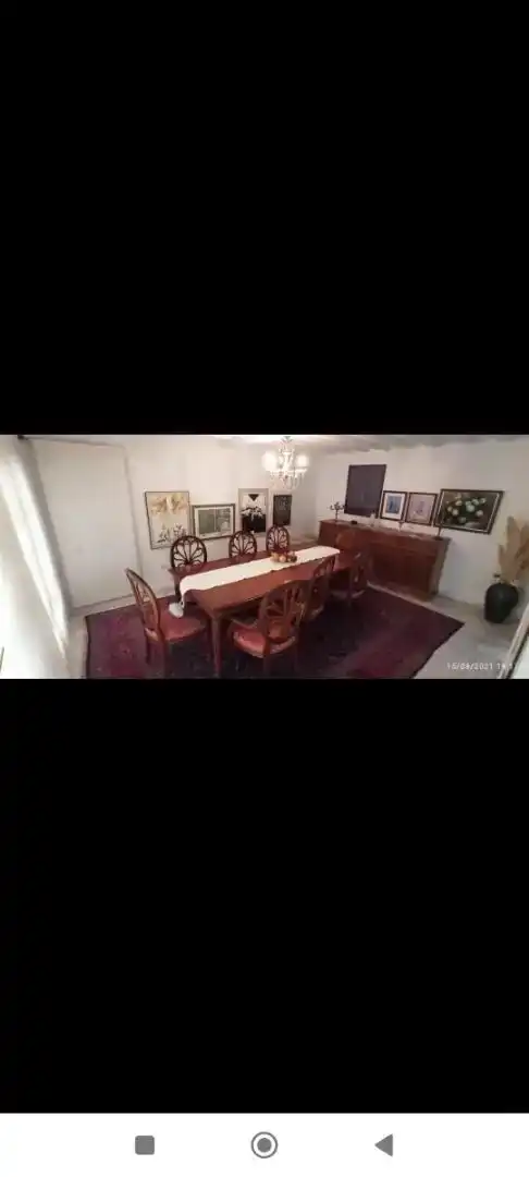 Menjador de Casa o xalet en venda en Cuenca Capital amb Piscina i Balcó