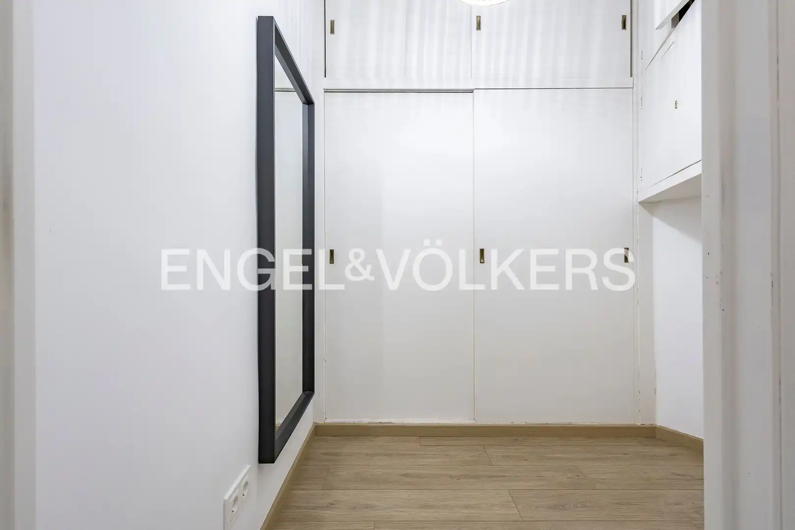 Flat for sale in Barcelona  with Heating