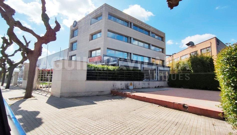 Foto 1 de Oficina de lloguer a Can Illa, Barcelona