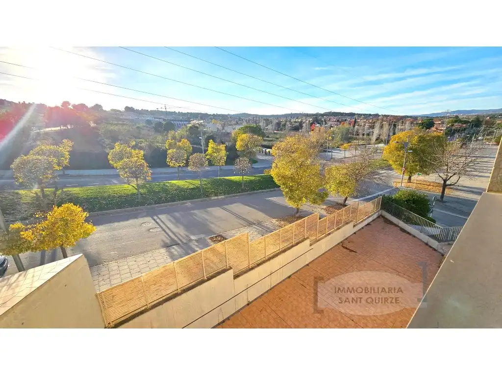 Vista exterior de Casa o chalet en venta en Sant Quirze del Vallès
