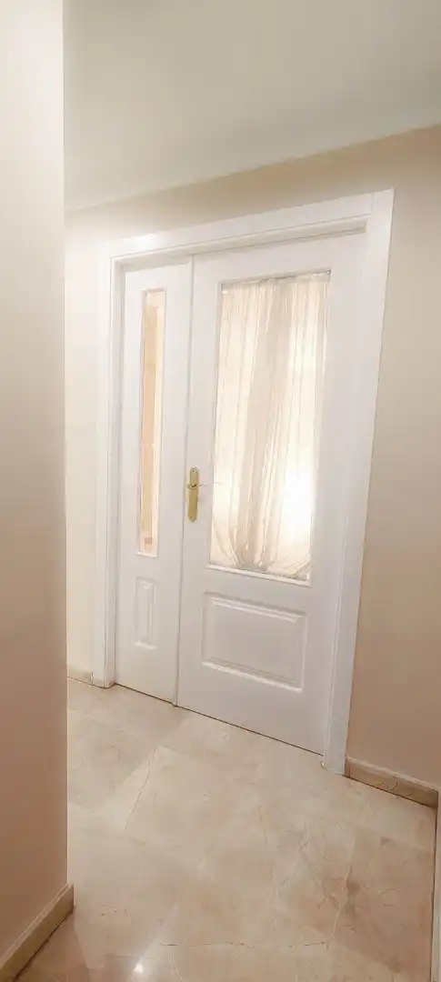 Flat for rent in Sevilla  with Air Conditioner, Storage room and Oven