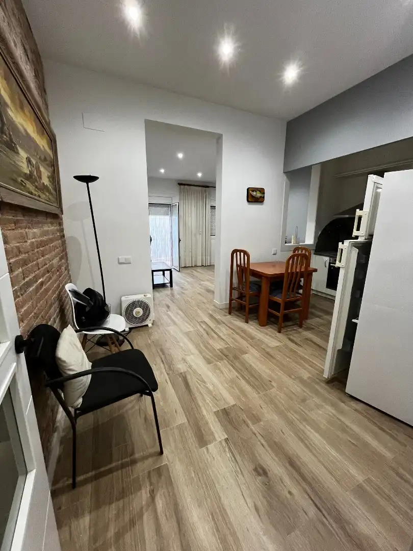 Ground floor for rent in Barcelona