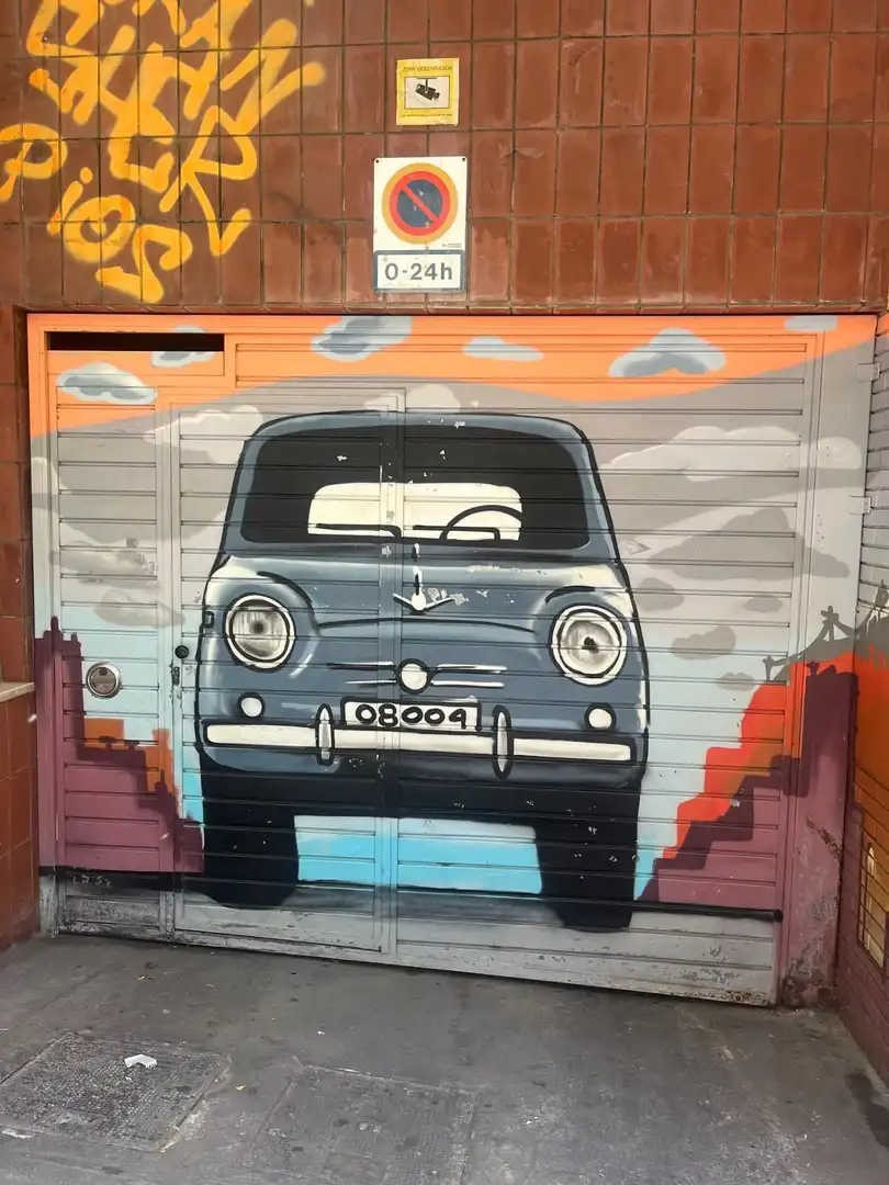 Parkplatz von Wohnung zum Verkauf in Barcelona mit Klimaanlage und Heizung