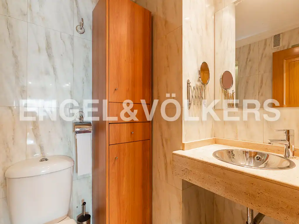 Flat for rent in Sant Pau