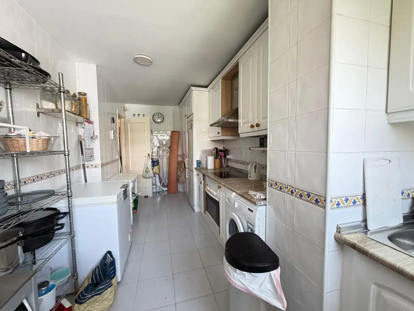 Cuina de Àtic en venda en Estepona amb Aire condicionat, Terrassa i Traster