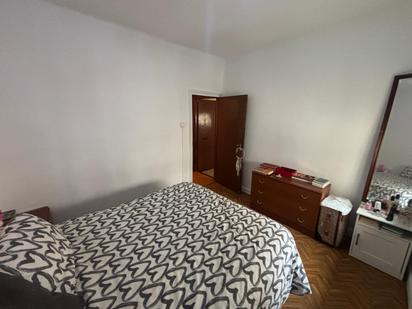 Bedroom of Flat for sale in Sestao 