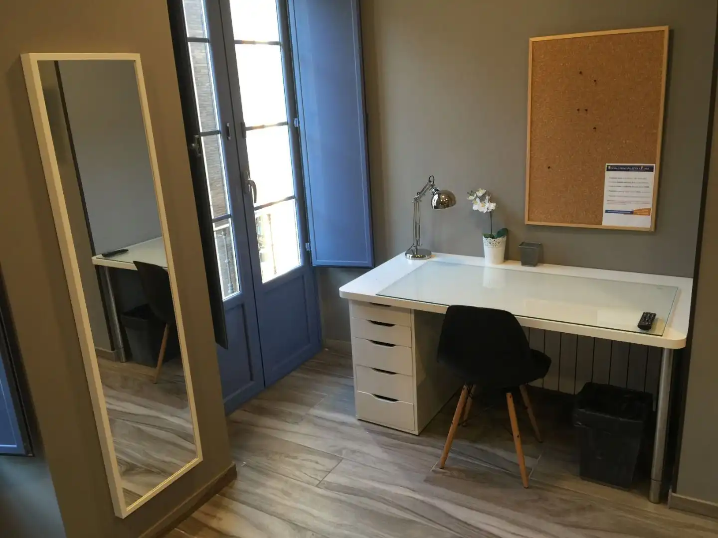 Room in Calle de Manteria, Caño Argales