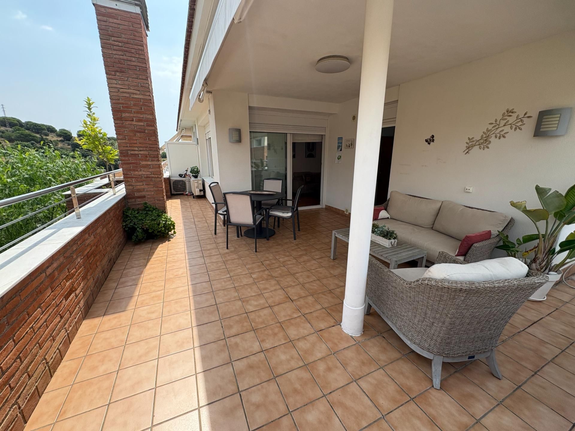 Duplex for sale in Tiana