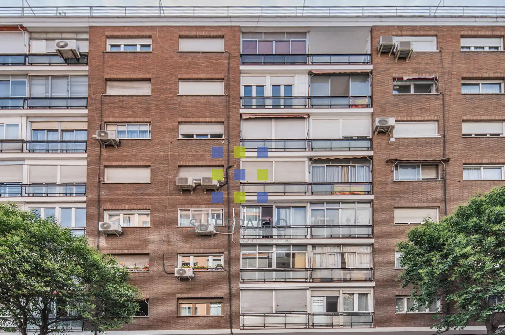 Außenansicht von Dachboden zum Verkauf in Madrid mit Klimaanlage, Heizung und Parkett