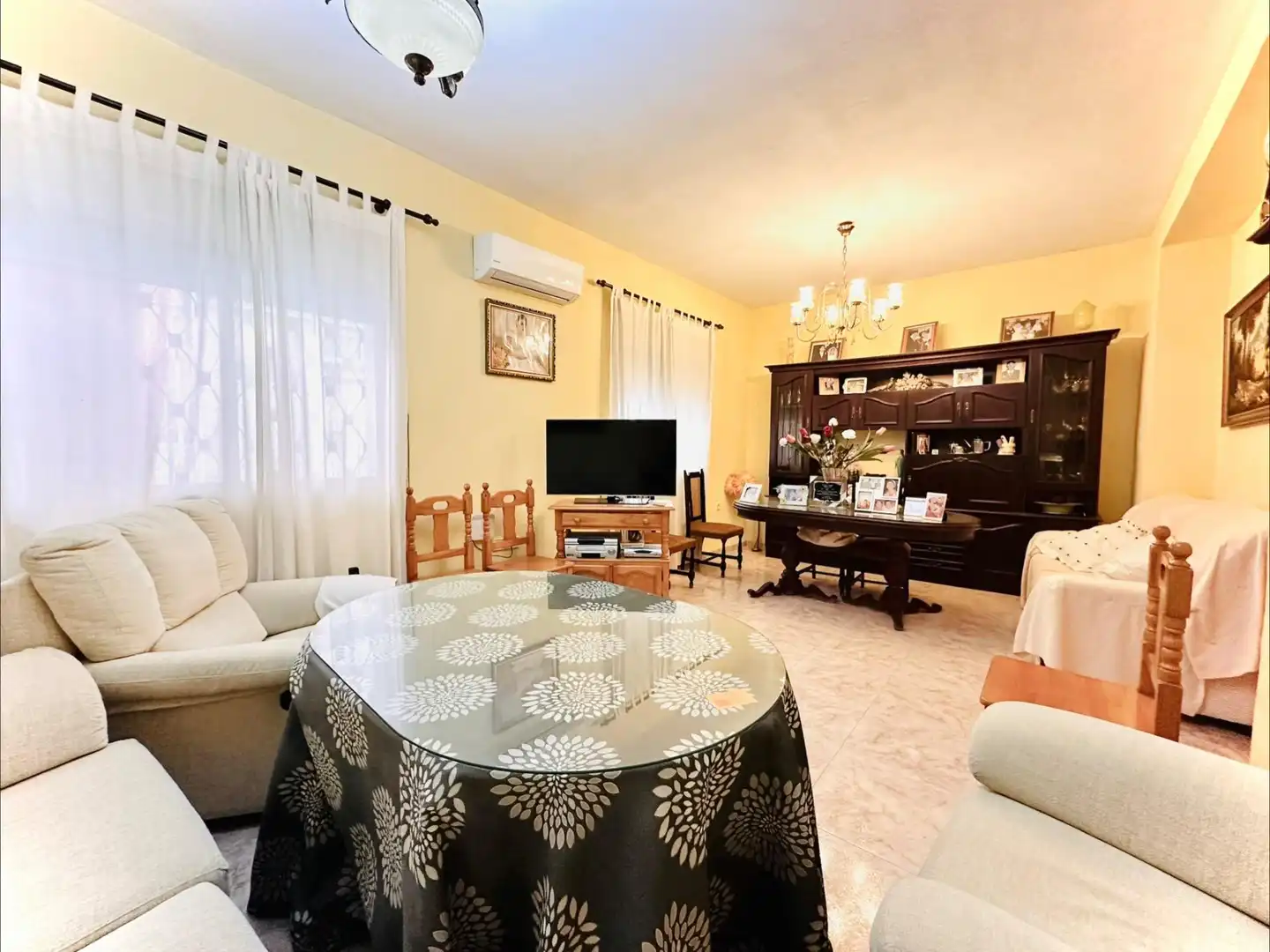 Casa con jardín en venta en Calle SANTA BARBARA, imagen 2