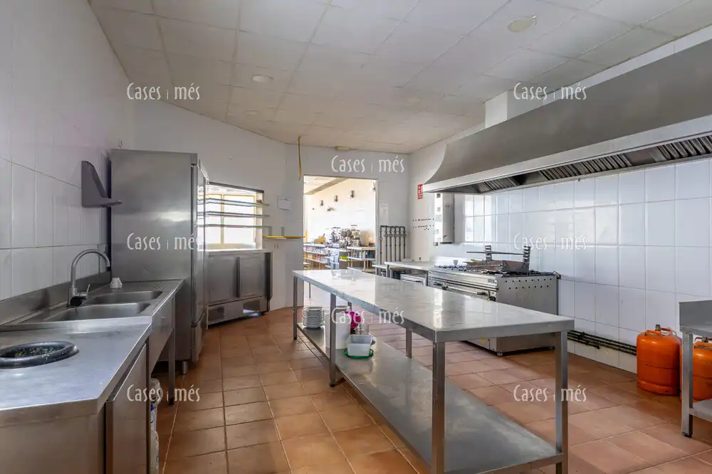 Kitchen of Industrial buildings for sale in Náquera