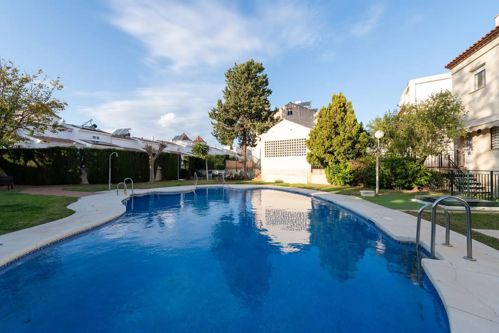Swimming pool of Detached homes for sale in Rincón de la Victoria  with Air Conditioner, Private garden and Community pool