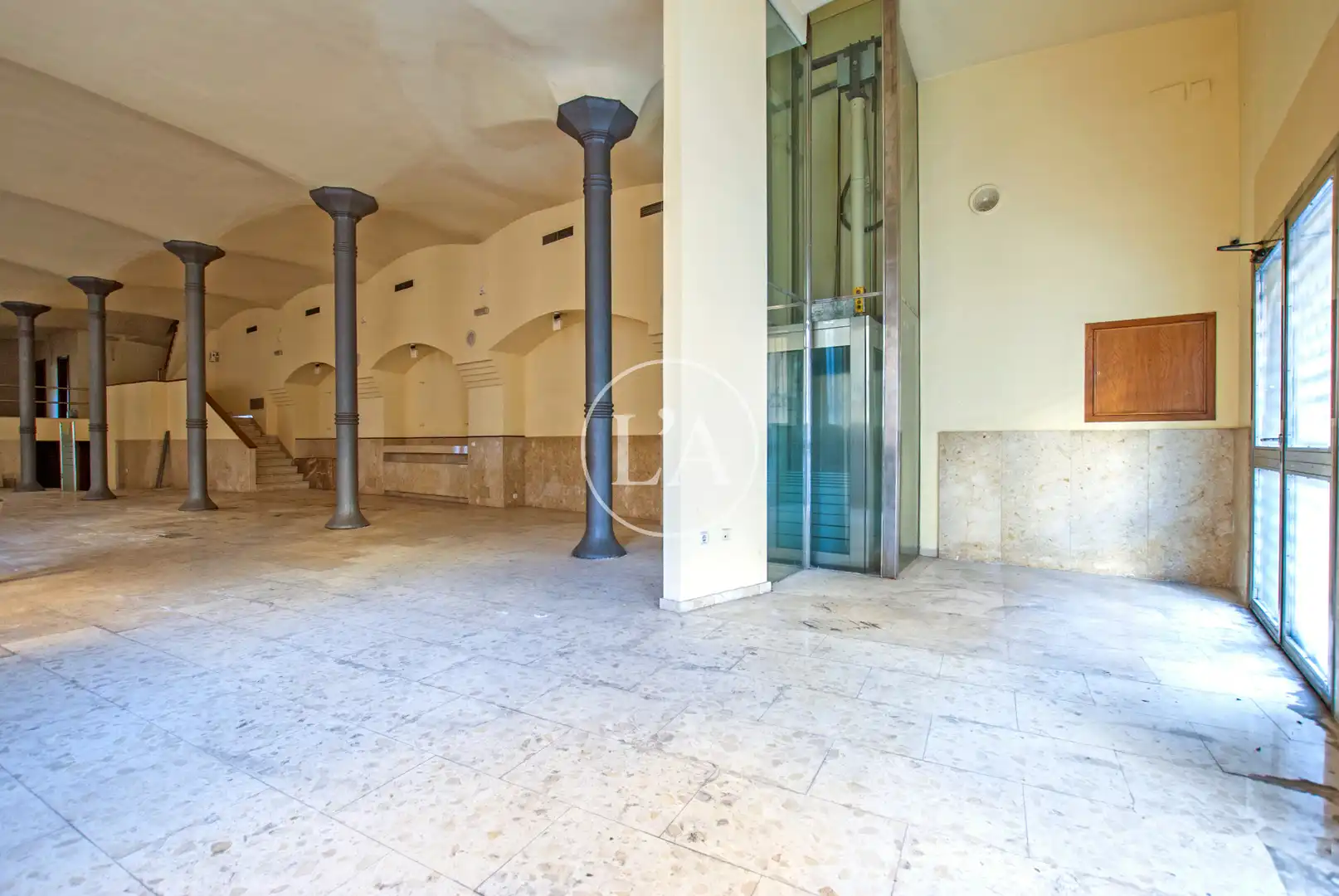 Bureaux avec ascenseur à louer à Raval de Sant Pere, imagen 4