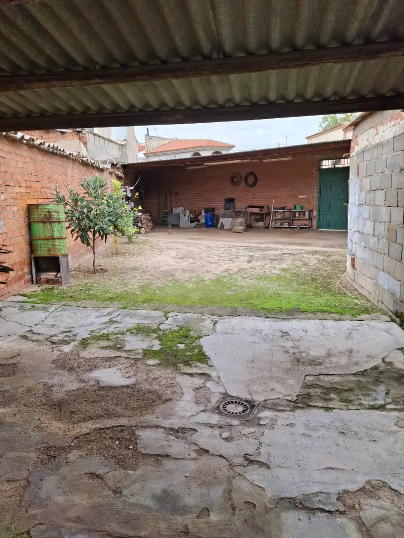 Jardí de Casa o xalet en venda en La Puebla de Almoradiel amb Calefacció, Moblat i Forn