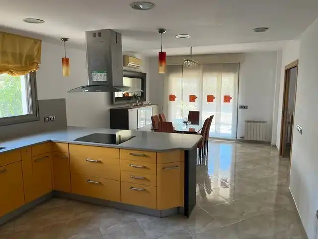 Casa con piscina en venta en Llagostera, imagen 3