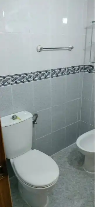 Baño de Piso en venta en Torrent con Trastero, Balcón y Internet