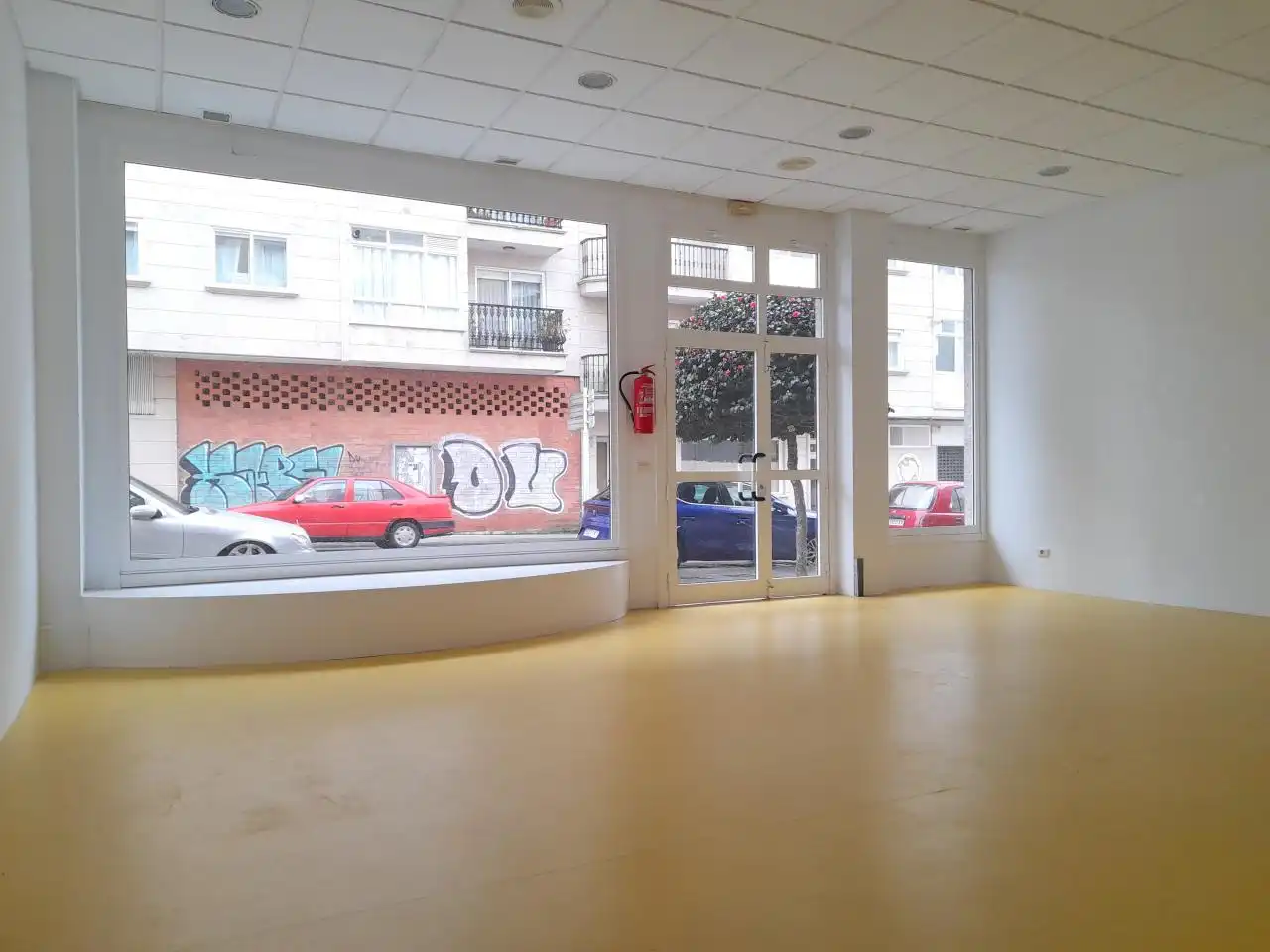 Gewerbefläche zur Miete in Tui