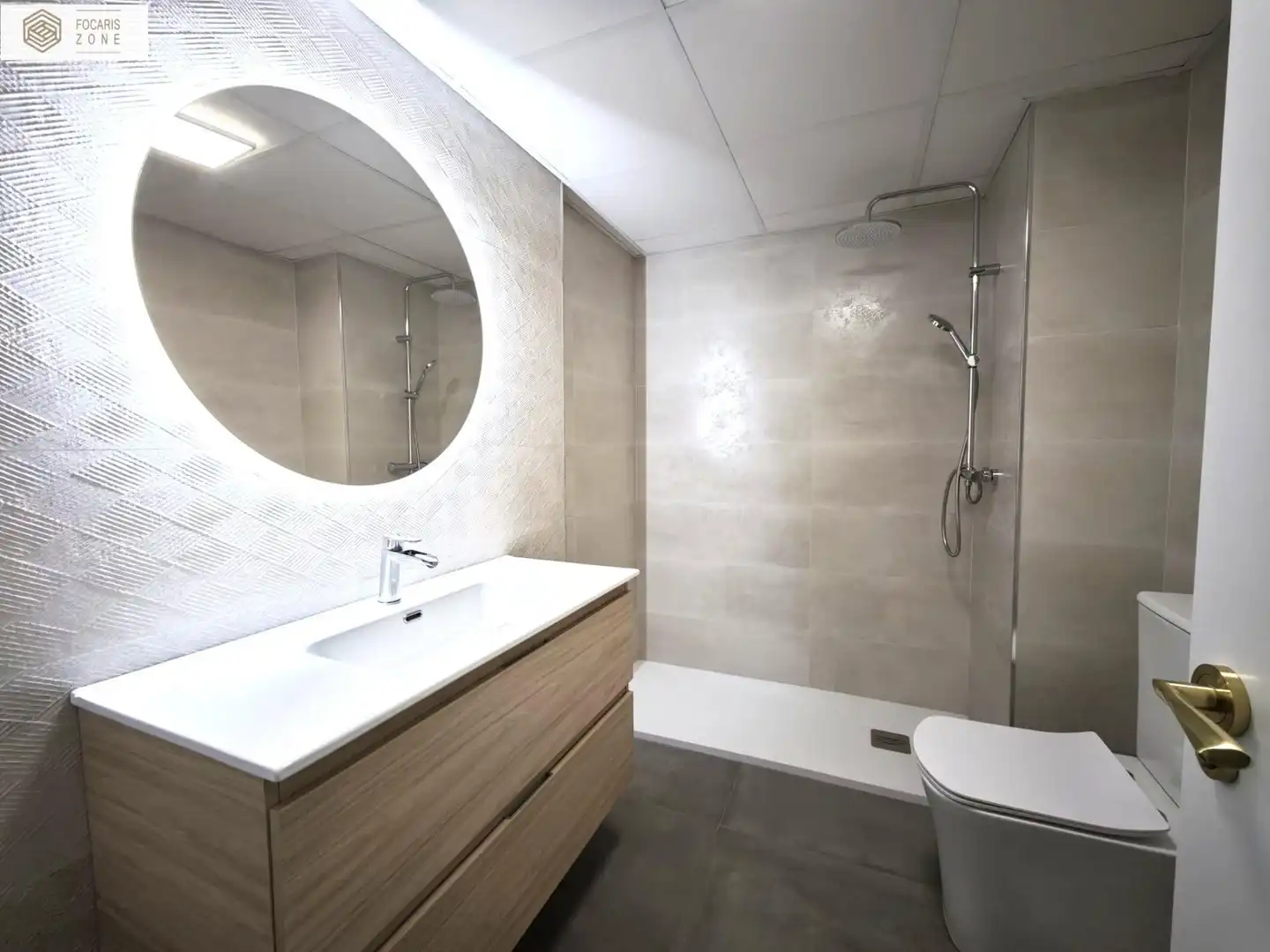 Badezimmer von Wohnung zur Miete in Málaga mit Klimaanlage, Heizung und Terrasse