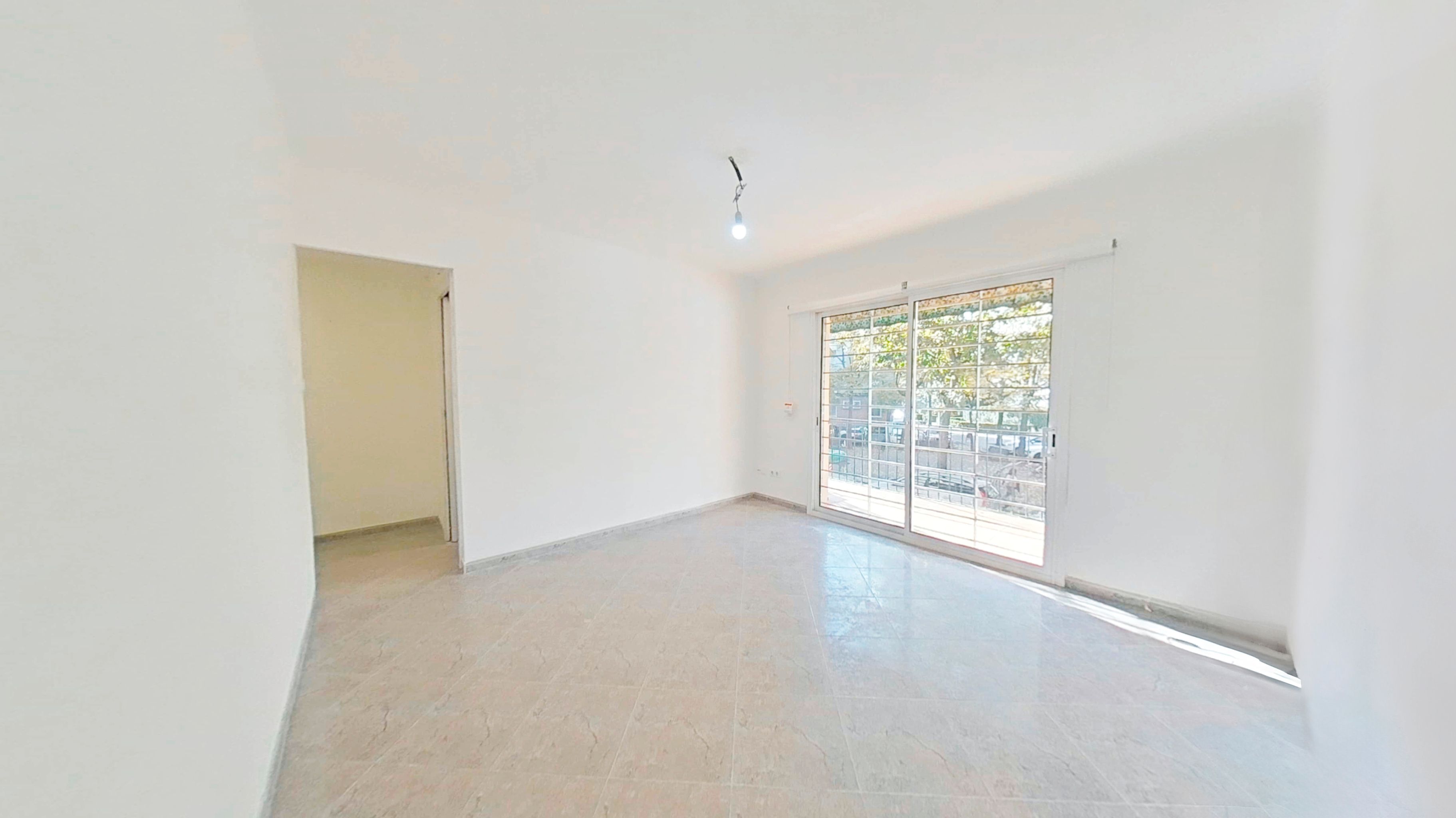 Flat for sale in Girona Capital  with Terrace and Oven