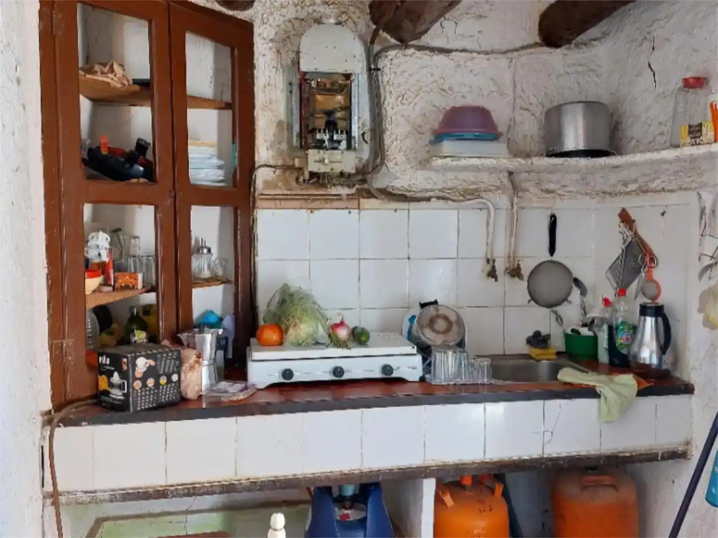 Cuina de Finca rústica en venda en Cubells amb Jardí privat