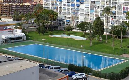 Swimming pool of Apartment for sale in Benidorm