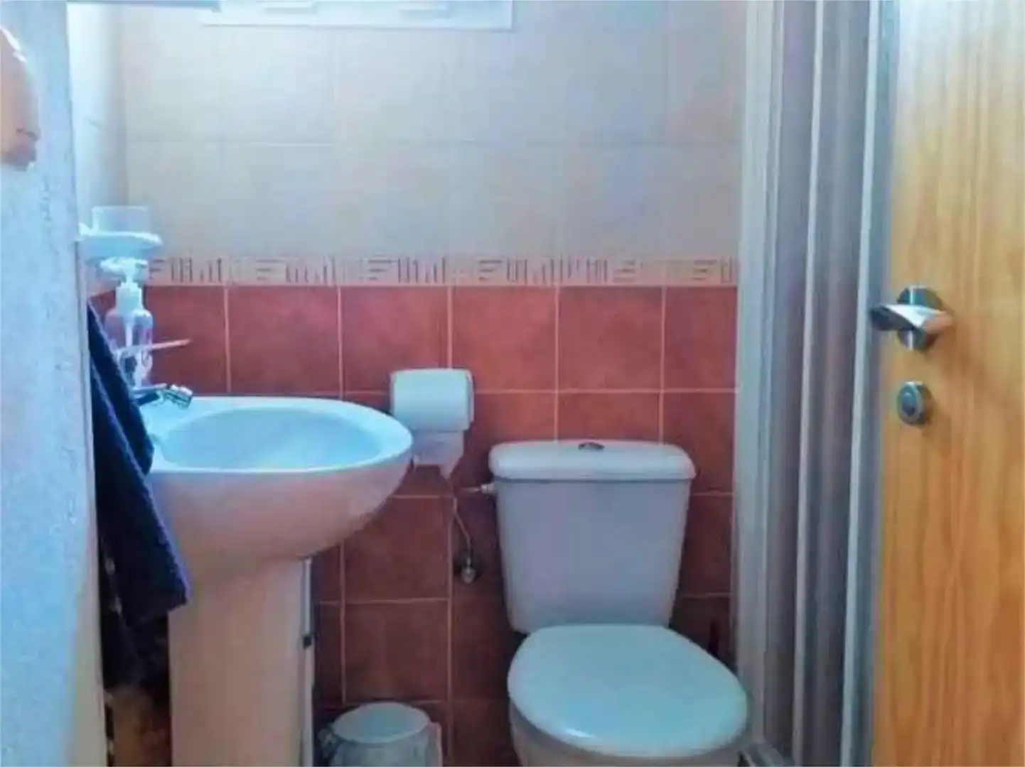 Bany de Casa o xalet en venda en Yunquera amb Jardí privat, Traster i Piscina