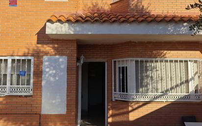 Casa adosada en venda a Griñón