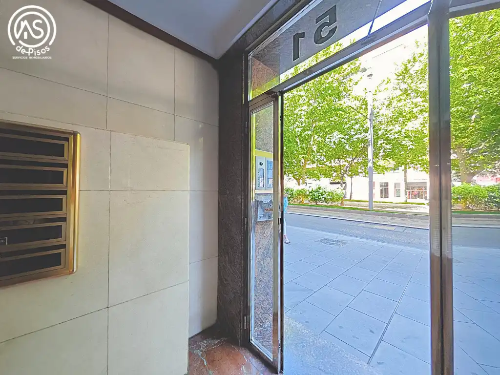 Piso en venta en Zaragoza con Aire acondicionado, Calefacción y Amueblado
