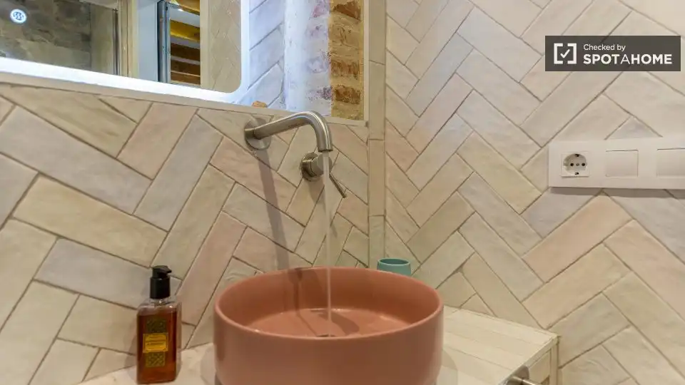 Appartamento con terrazza in affitto a Poblats Marítims, imagen 9