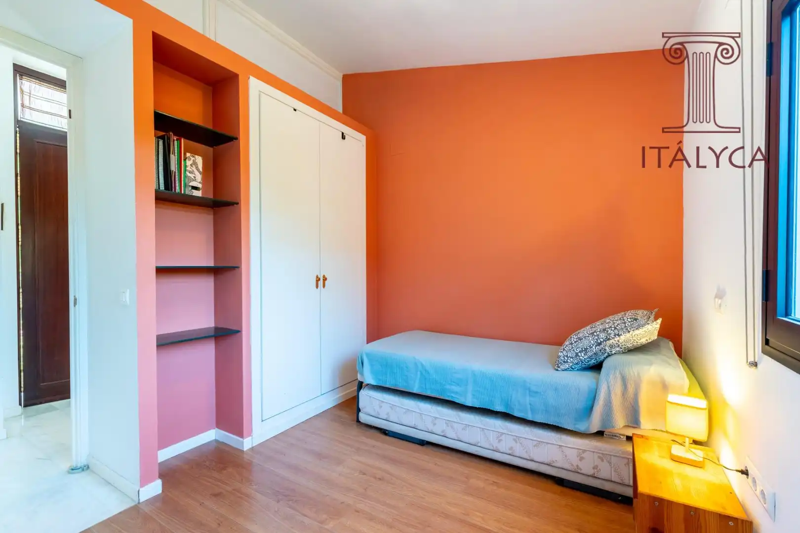 Bedroom of Houses for sale in El Castillo de las Guardas  with Private garden, Terrace and Community pool